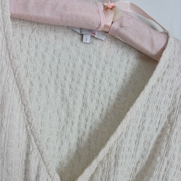 Cream Ruffled Wrap Top - Picture 4 of 4